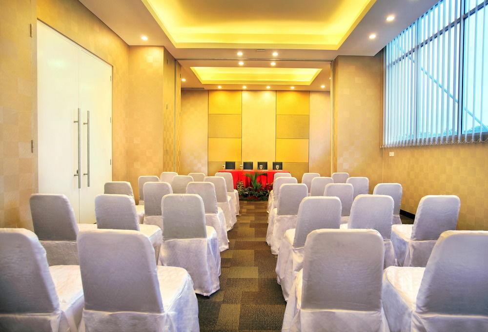 Favehotel Manahan - Solo Ngoại thất bức ảnh